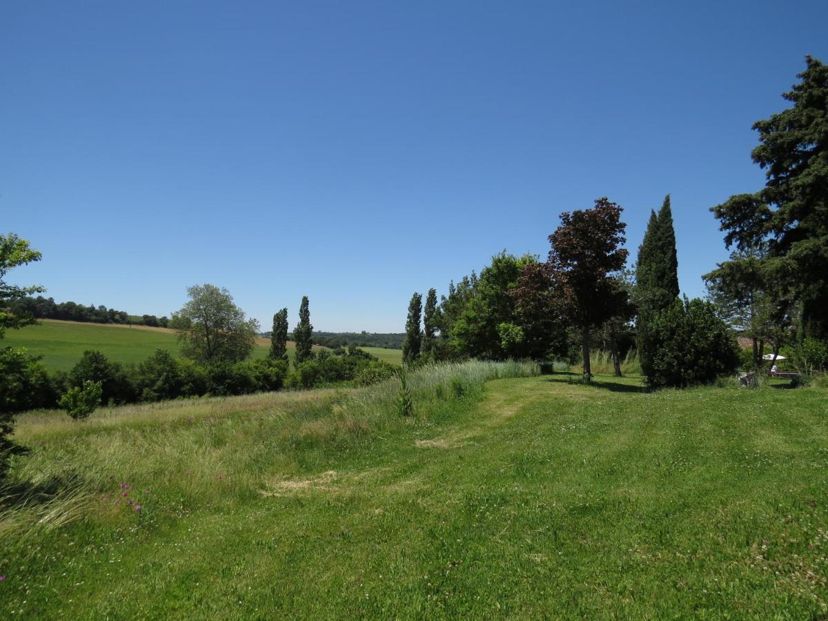 Nature'S Pace Holidays Montmaur  Esterno foto